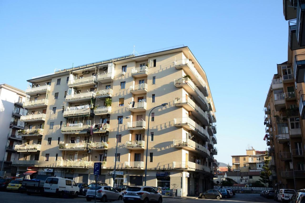 Residenza Margherita - Centralissima 살레르노 외부 사진
