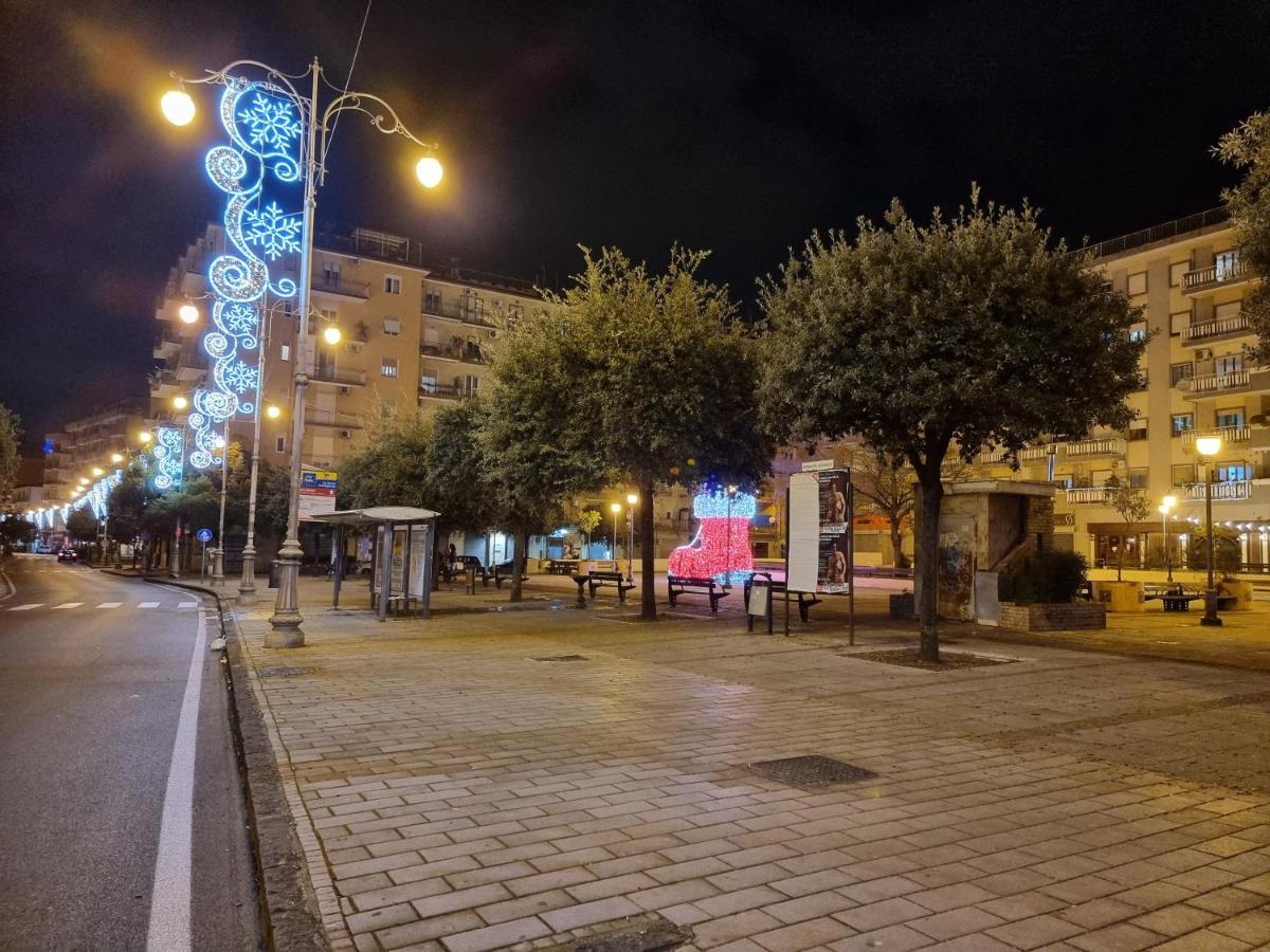 Residenza Margherita - Centralissima 살레르노 외부 사진