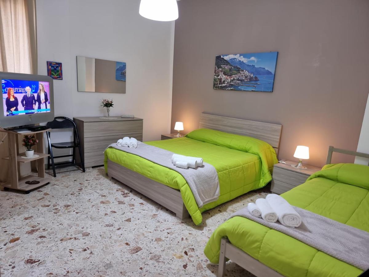 Residenza Margherita - Centralissima 살레르노 외부 사진